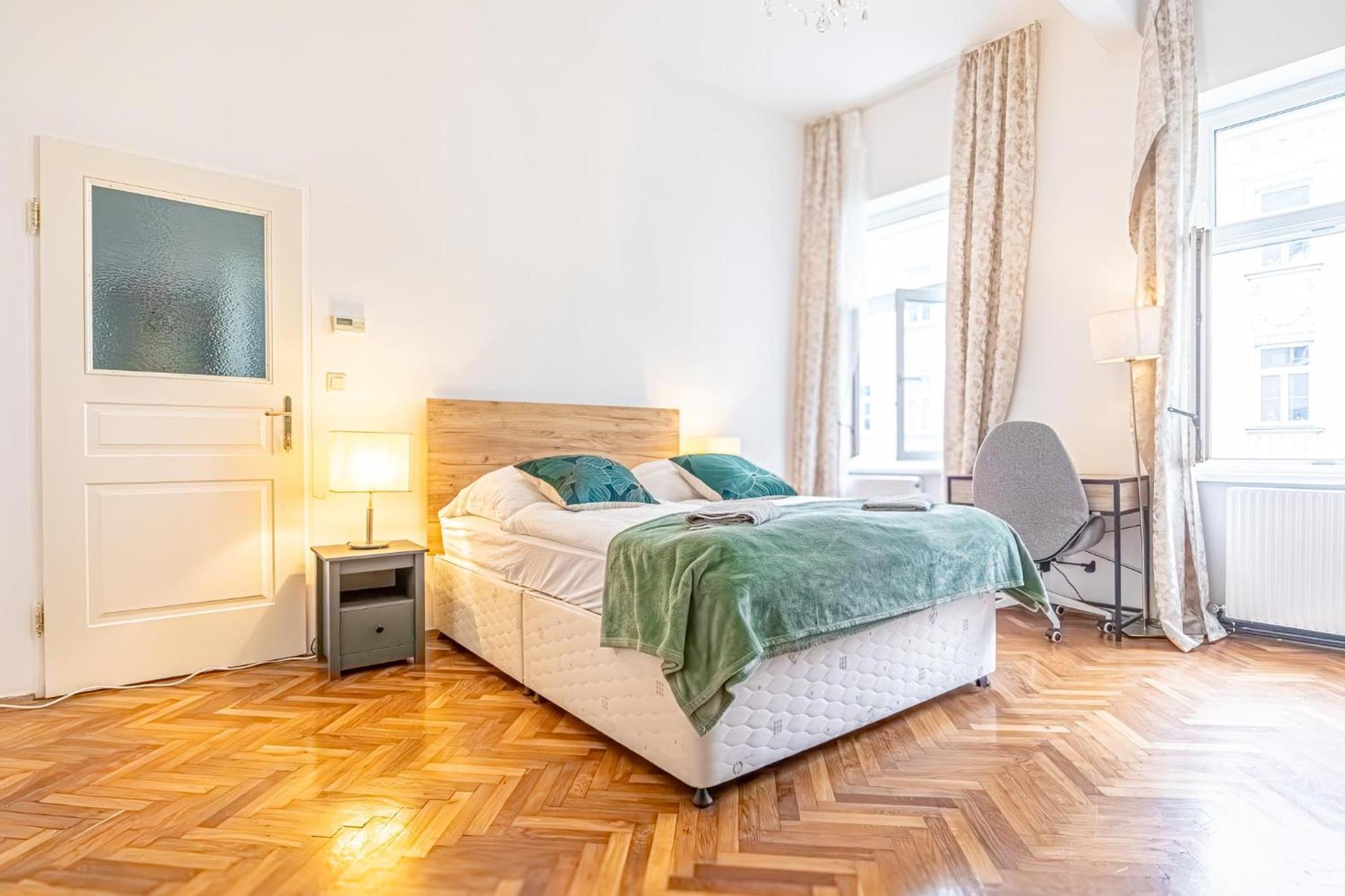Convenient 3-br Shared Apt, 15 Min To Landstrasse Hub Wien