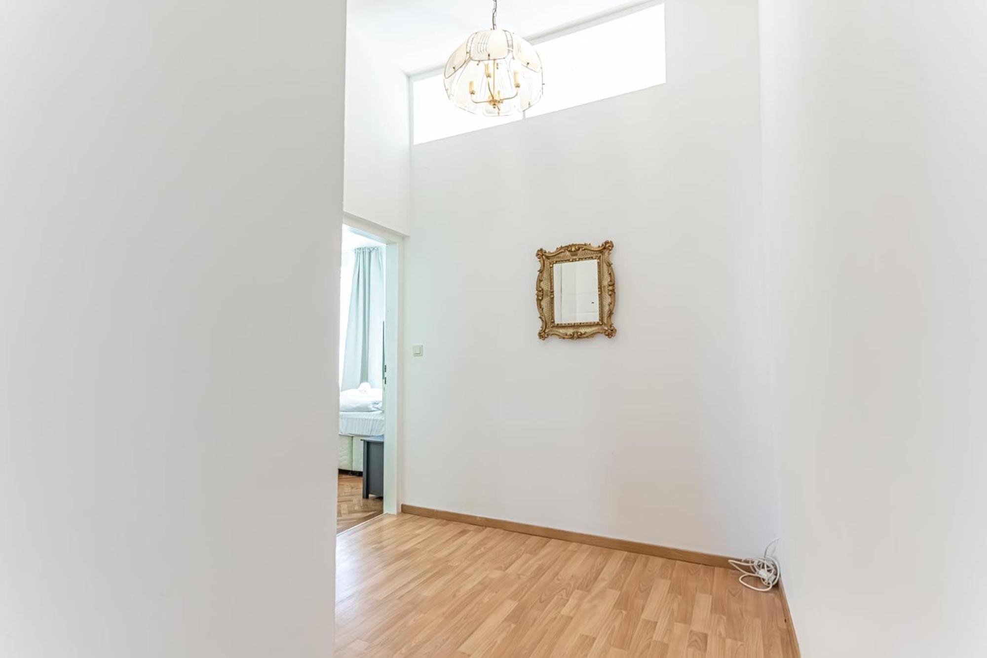 Convenient 3-br Shared Apt, 15 Min To Landstrasse Hub * Wenen