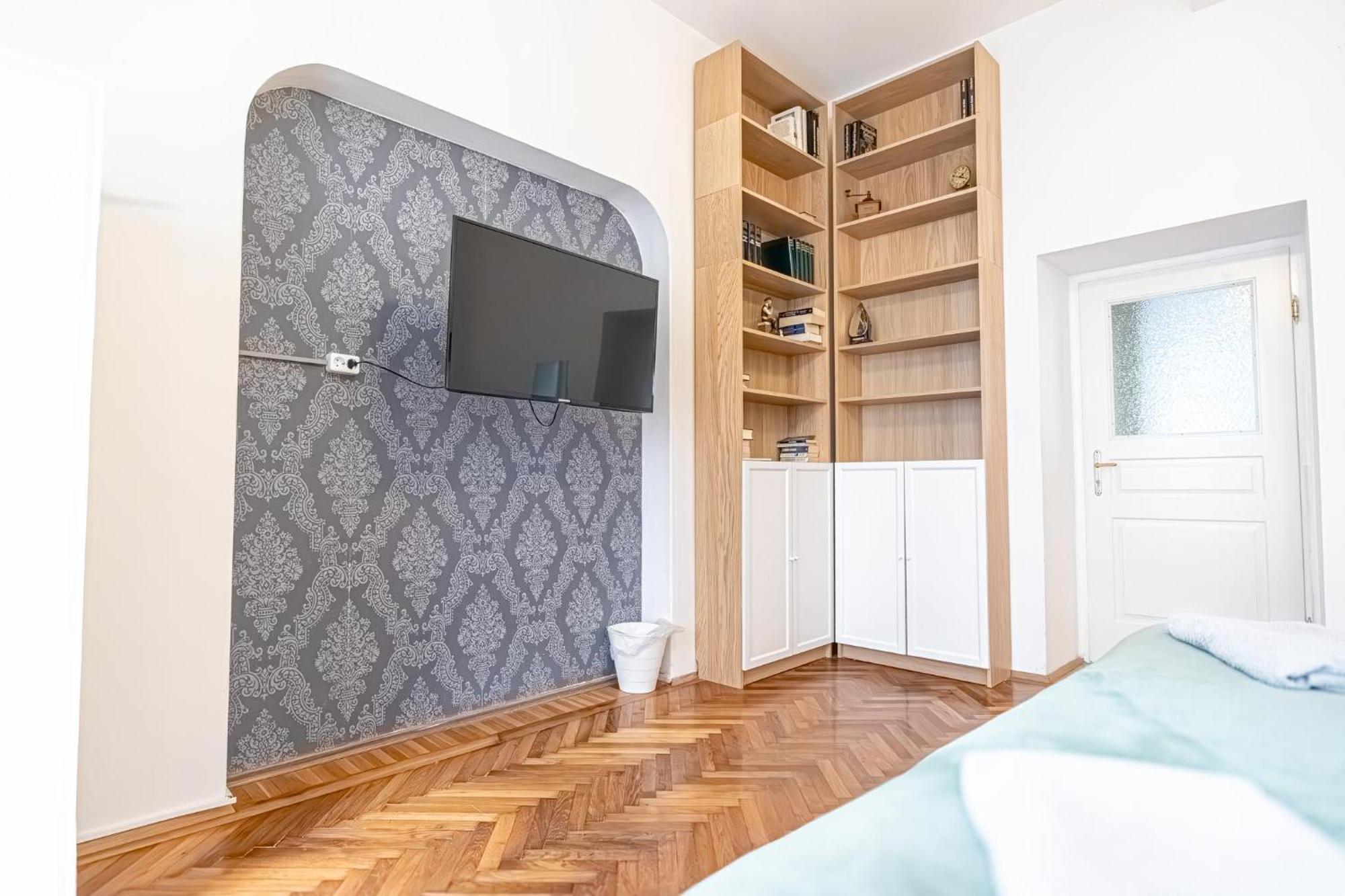 Convenient 3-br Shared Apt, 15 Min To Landstrasse Hub Appartement *